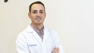 Dr. Pedro &Aacute;lvarez ur&oacute;logo Juaneda