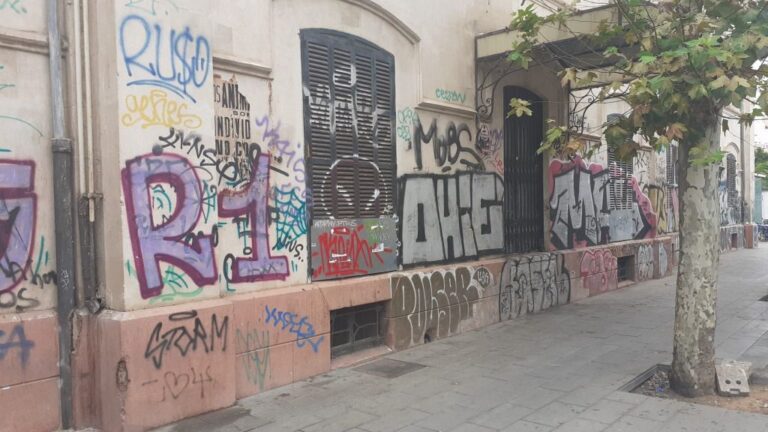 hostal-terminus-grafitis