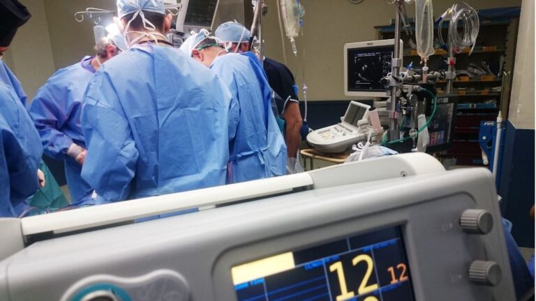 quirófano médico doctor
