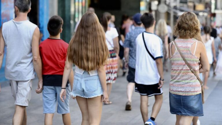 jovenes-calle-gente