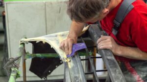 trabajador autonomo taller coches