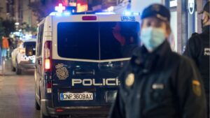 Polic&iacute;a Nacional Noche