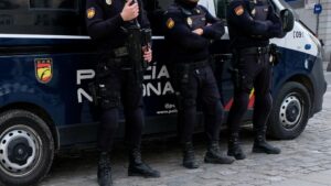 polic&iacute;a nacional