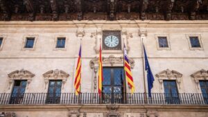 Ayuntamiento de Palma a las 12