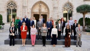 Recepci&oacute;n de la presidenta del Govern, Francina Armengol, en el Consolat de Mar, a la ministra de Sanidad, Carolina Darias, y los consejeros auton&oacute;micos, con motivo de la celebraci&oacute;n en Palma de la reuni&oacute;n del Consejo Interterritorial del Sistema Nacional de Salud