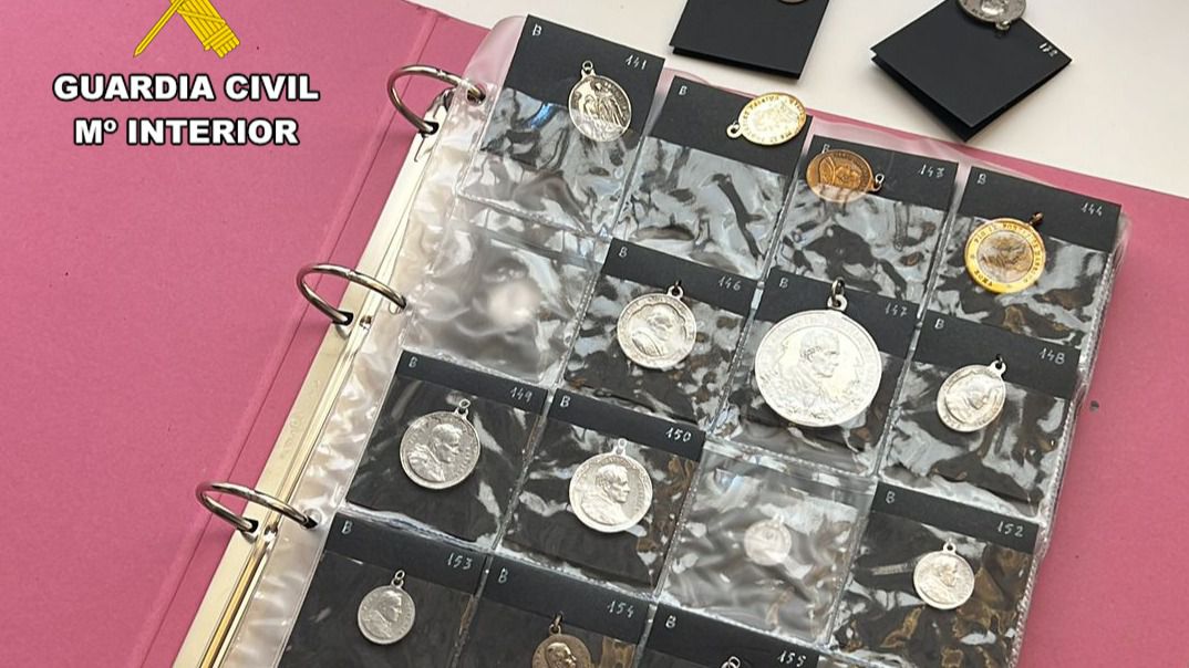 Piezas del museo del Santuari de Lluc que han podido ser recuperadas por la Guardia Civil