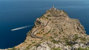 Carretera de acceso al faro de Formentor