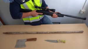 Armas intervenidas por la Polic&iacute;a Nacional a okupas en s'Aranjassa