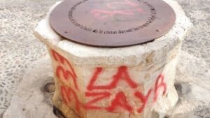 Pinturas vand&aacute;licas en es Pou Nou, elemento patrimonial situado en el barrio palmesano de Son Forteza