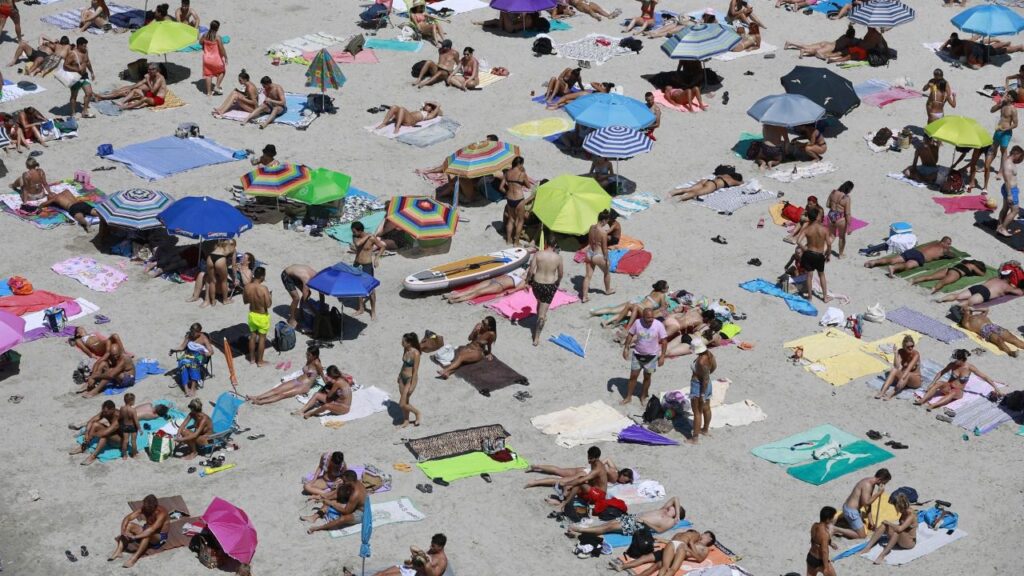 cala pi turistas turismo playa