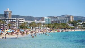 Magaluf - turismo - playas - agua - mar - altas temperaturas - calor