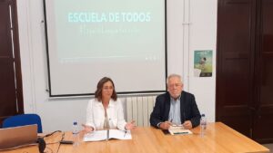 Olga Ballester y Tomeu Bergas, durante la presentaci&oacute;n de las propuestas de Escuela de Todos