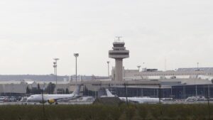 Torre de control del aeropuerto de Son Sant Joan.