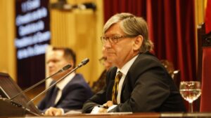 parlament vicen&ccedil; thomas