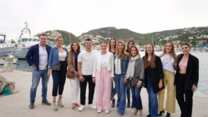 Marga Prohens, durante el acto con j&oacute;venes llevado a cabo por el PP en Port d'Andratx