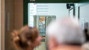 Urnas colegios Votaciones Papeletas