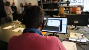 Trabajador aut&oacute;nomo, en una oficina