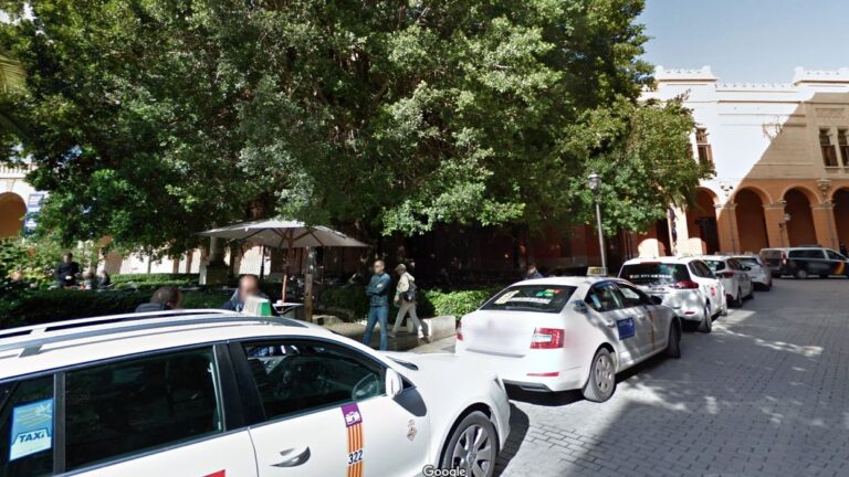 taxis palau reial