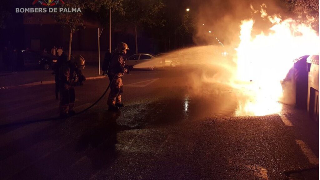 Incendio contenedores Palma