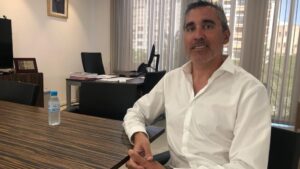 carles recasens colegio de medicos