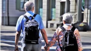 jubilados pensionistas pareja ancianos