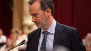 Constituci&oacute;n de mesa en el Parlament