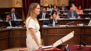 Constituci&oacute;n de mesa en el Parlament