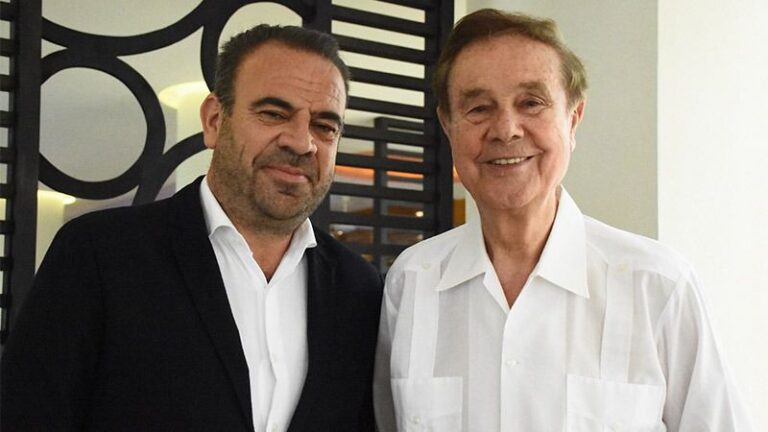 escarrer padre e hijo melia