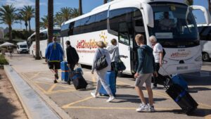 turistas britanicos aeropuerto coronavirus