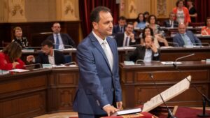 Constituci&oacute;n de mesa en el Parlament