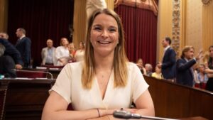 Constituci&oacute;n de mesa en el Parlament