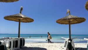 es trenc tumbonas hamacas calor sol sa rapita