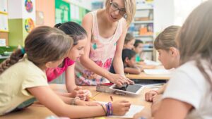 clase aula alumnos tablet