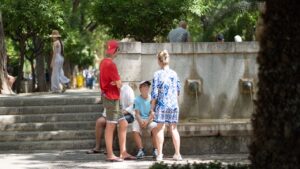 Turistas Ola de Calor