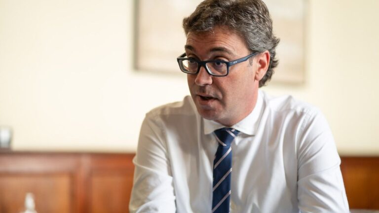 "Si el apagón eléctrico hubiese sucedido en temporada alta, la insularidad no hubiese jugado a nuestro favor"