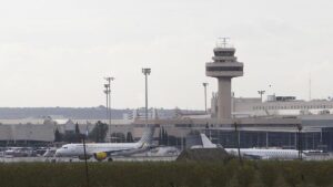 Torre de control del aeropuerto de Palma.