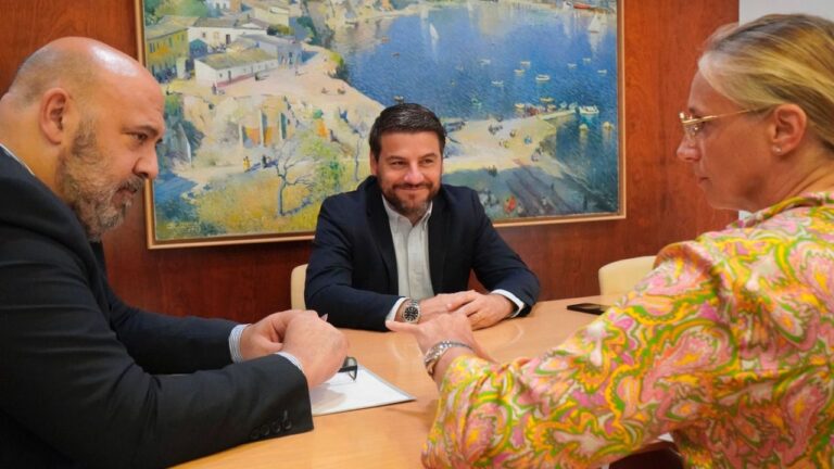Jaime Martínez, Javier Bonet y María Frontera.