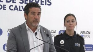 alcalde y policia calvia