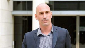 La Audiencia Nacional ratifica la condena a Luis Rubiales por agresi&oacute;n sexual