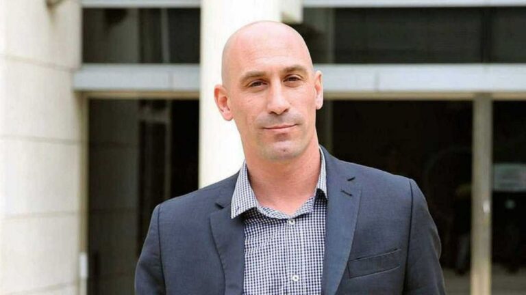 La Audiencia Nacional ratifica la condena a Luis Rubiales por agresión sexual