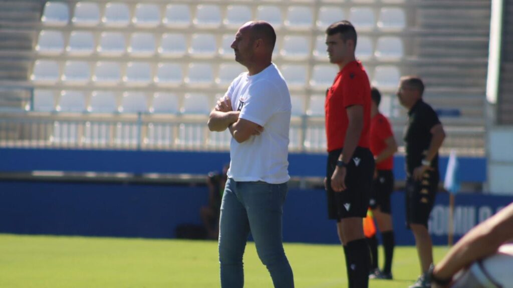 Tato, durante un partido del Atlético Baleares esta temporada.