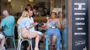 Turistas Ola de Calor
