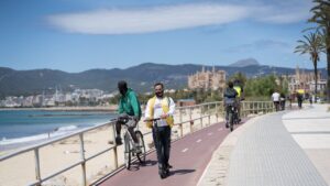 playa-can-pere-antoni-mascarilla-sol-buen-tiempo-bici