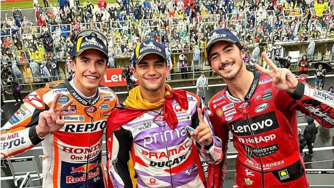 Marc M&aacute;rquez, Jorge Mart&iacute;n y 'Pecco' Bagnaia, hoy en el podio de MotoGP del GP Jap&oacute;n