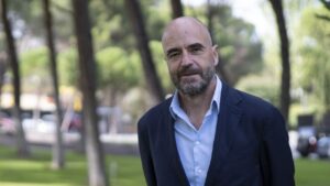 JAVIER DIAZ GIMENEZ economista