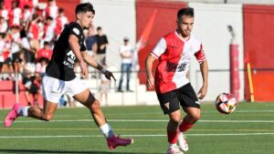 Lance del partido. Foto: @gol_cat