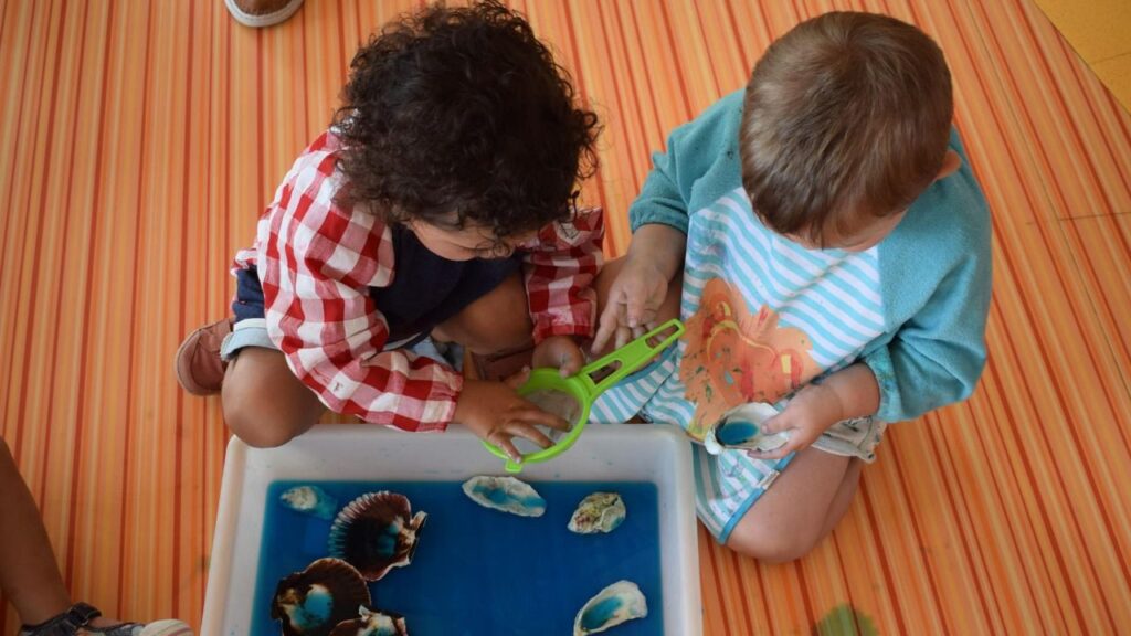 Niños en una guardería.
