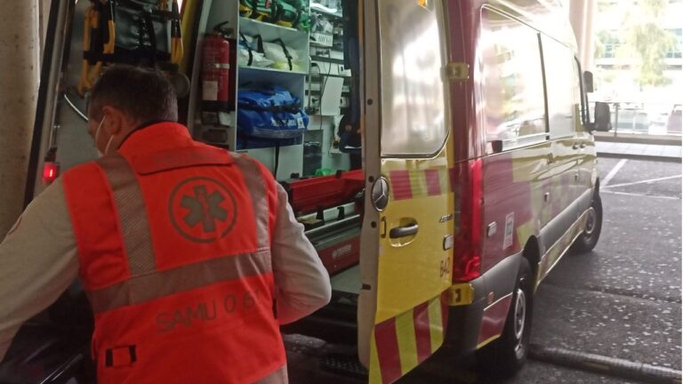 ambulancia-061-son-espases