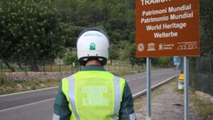 La Guardia Civil de Tr&aacute;fico investiga las causas del accidente.