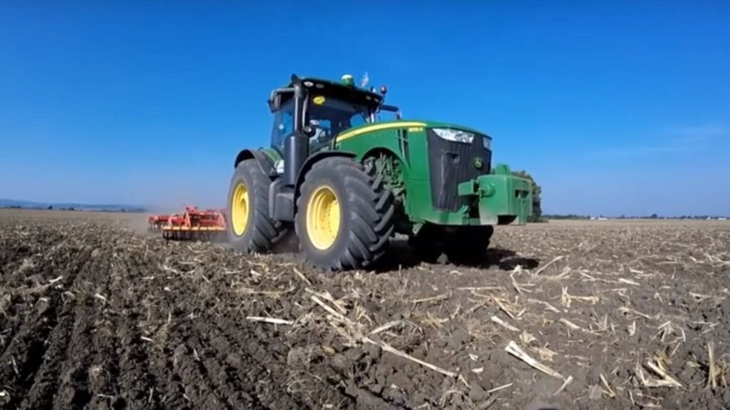 Tractor